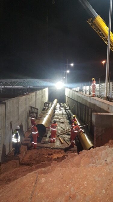 Saneamento. Av. Paralela (Salvador, BA)